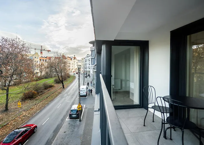 Rentplanet - Baranczaka * بوزنان